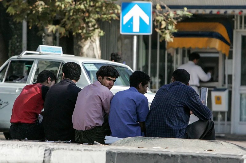 «یک میلیون کارگر از بازار کار رسمی کم شدند» آمار رسمی از افزایش بیکاری و کاهش اشتغال خبر میدهد، اما افزایش جمعیت غیرفعال و مشاغل ناپایدار نشان