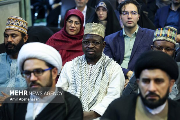 نگاهی به برگزاری نخستین دوره جایزه جهانی دیپلماسی فرهنگی و عمومی و تجلیل از ۴۵ چهره داخلی و خارجی