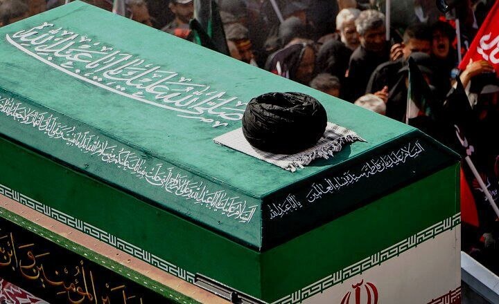 Mourning Baluchis in white attire attended Ayatollah Ali Khamenei's farewell in Zahedan