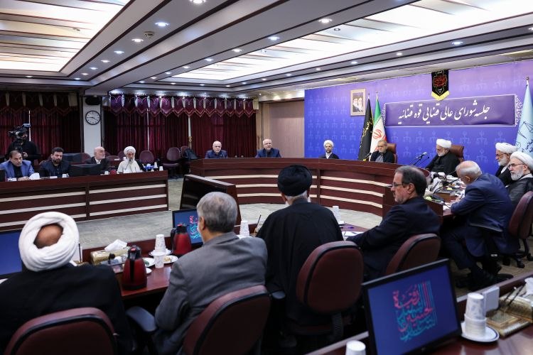پزشکیان در جلسه شورای عالی قضایی: مهمترین میدان نبرد امروز، عرصه اقتصاد و معیشت مردم است
