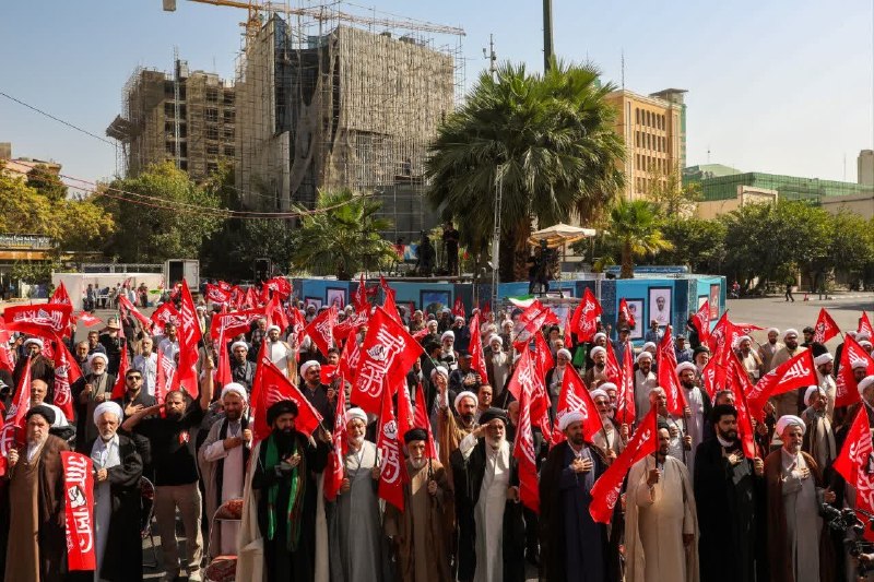 مسجد، سنگر خونخواهی حسینی است حجت الاسلام قمی در جمع ائمه جماعات استان تهران: از صدر اسلام، مسجد کانون مشورتهای جنگی پیامبر اعظم(ص)، پناهگاه مؤمنان