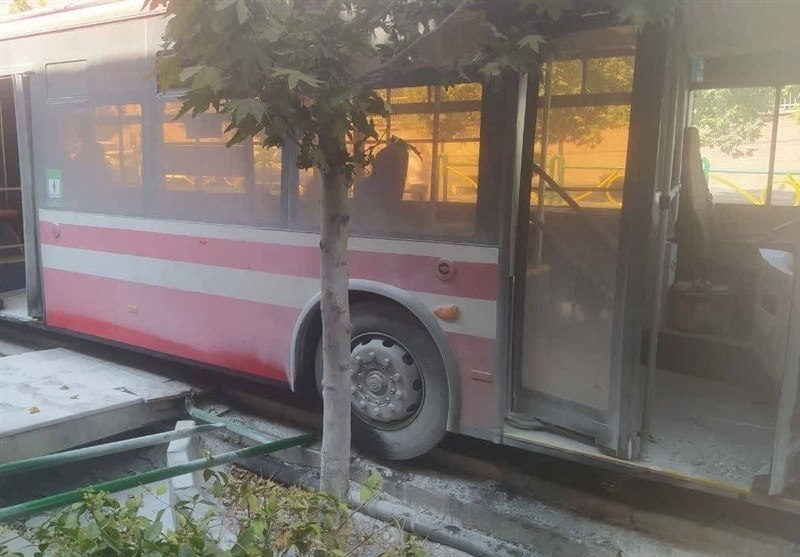 BRT Bus Collides with 7 Cars and Motorcycles on Valiasr Street, Tehran